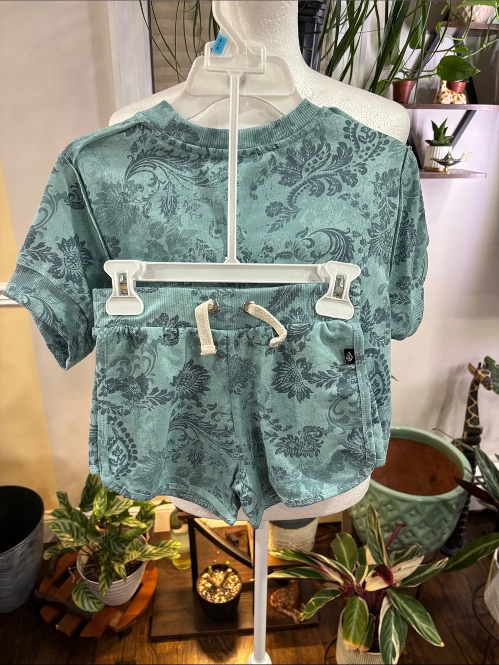 Volcom girls teal French terry short set size 5/6